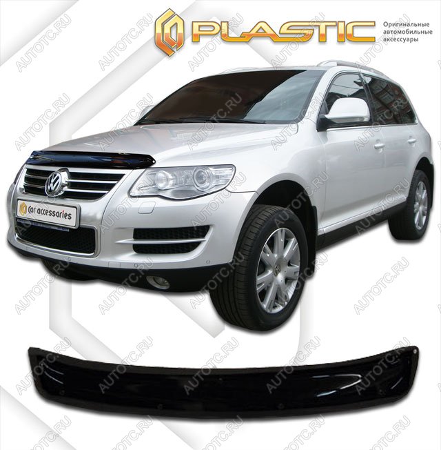1 999 р. Дефлектор капотаClassic черныйVolkswagenTouareg 2007-20097LA, 7L6, 7L7  2010010101282  с доставкой в г. Майкоп