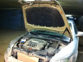 Упор капота ТехноМастер Skoda Octavia  A5 (2008-2013) лифтбэк рестайлинг, рестайлинг универсал