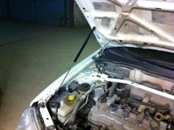 Упор капота ТехноМастер Nissan Almera Classic  седан (2006-2013) B10