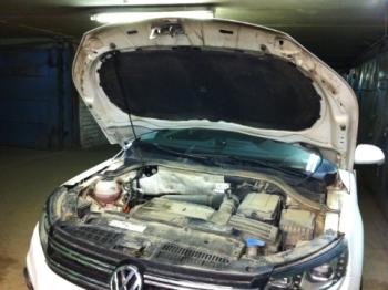 Упор капота ТехноМастер Volkswagen Tiguan  NF (2006-2017) дорестайлинг, рестайлинг