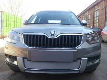 3 099 р. Защита радиатора (центральная) (Outdoor) Стрелка11 Стандарт Skoda Yeti (2013-2018) (черная)  с доставкой в г. Майкоп. Увеличить фотографию 2