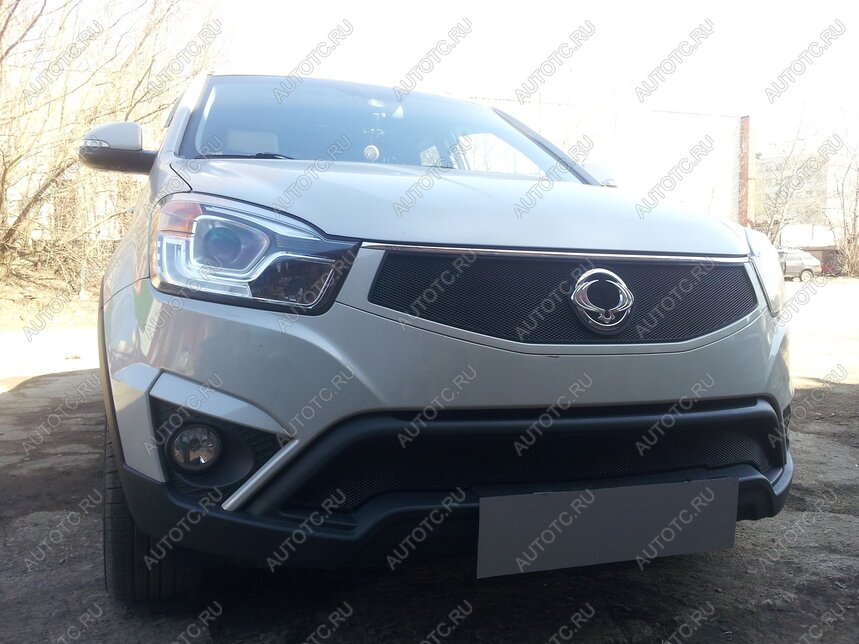 3 169 р. Защита радиатора (верх) Стрелка11 Стандарт SSANGYONG Actyon рестайлинг (2013-2021) (черная)  с доставкой в г. Майкоп