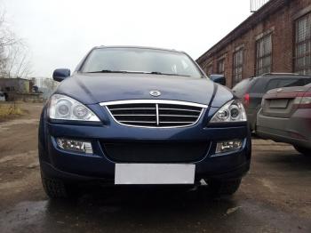 2 899 р. Защита радиатора Стрелка11 Стандарт SSANGYONG Kyron дорестайлинг (2005-2007) (черная)  с доставкой в г. Майкоп. Увеличить фотографию 2