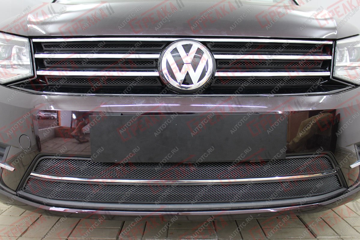 4 849 р. Защита радиатора (верх 6 частей) Стрелка11 Стандарт Volkswagen Caddy 2K рестайлинг (2015-2020) (черная)  с доставкой в г. Майкоп