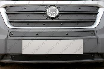 Зимняя заглушка решетки радиатора (верх 5 частей) Стрелка11 Fiat Ducato 290 (2014-2025) (черная)