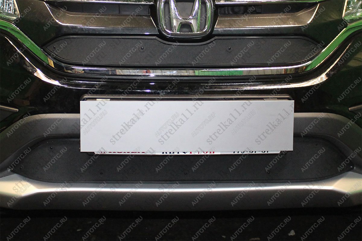 759 р. Зимняя заглушка решетки радиатора (V 2.0, низ) Стрелка11 Honda CR-V RM1,RM3,RM4 рестайлинг (2014-2018) (черная)  с доставкой в г. Майкоп