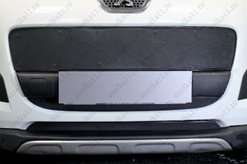 Зимняя заглушка решетки радиатора (низ) Стрелка11 Peugeot 3008 дорестайлинг (2009-2013) (черная)