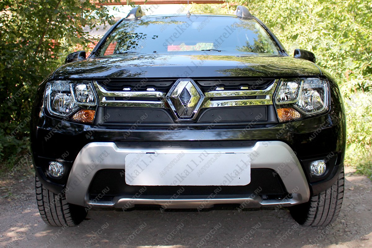 759 р. Зимняя заглушка решетки радиатора (низ) Стрелка11 Renault Duster HS рестайлинг (2015-2021) (черная)  с доставкой в г. Майкоп