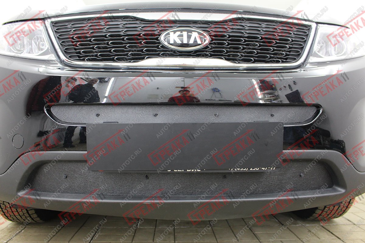 1 079 р. Зимняя защита на стяжке (середина) Стрелка11 KIA Sorento XM рестайлинг (2012-2015) (черная)  с доставкой в г. Майкоп