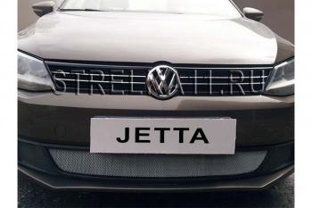 4 099 р. Защита радиатора Стрелка11 PREMIUM Volkswagen Jetta A6 седан дорестайлинг (2011-2015) (черная)  с доставкой в г. Майкоп. Увеличить фотографию 2