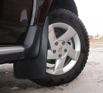 1 809 р. Брызговики Duster-Guard ПЕРЕДНИЕ широкие (2 шт.) RENAULT Duster 2012-2020  Renault Duster HS рестайлинг (2015-2021) (Передние)  с доставкой в г. Майкоп. Увеличить фотографию 3