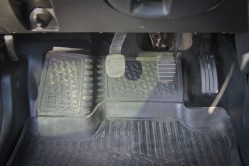 2 969 р. Накладки на ковролин АртФорм Renault Duster HS рестайлинг (2015-2021) (Передние)  с доставкой в г. Майкоп. Увеличить фотографию 3