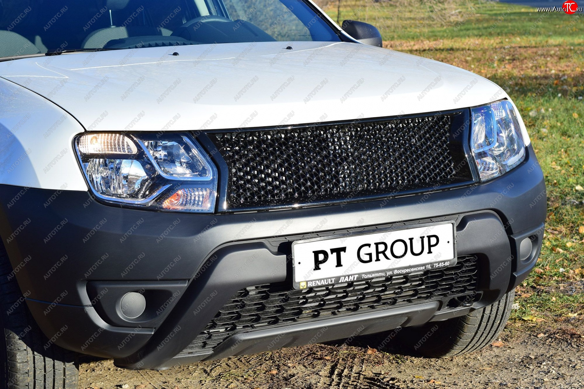 8 669 р. Решетка радиатора Petroil Tuning Renault Duster HS дорестайлинг (2010-2015) (Неокрашенная)  с доставкой в г. Майкоп
