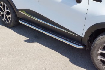 26 389 р. Порожки для ног из трубы Ø51 с алюминиевой площадкой Petroil Tuning Renault Kaptur рестайлинг (2020-2025) (Нержавеющая полированная сталь)  с доставкой в г. Майкоп. Увеличить фотографию 3