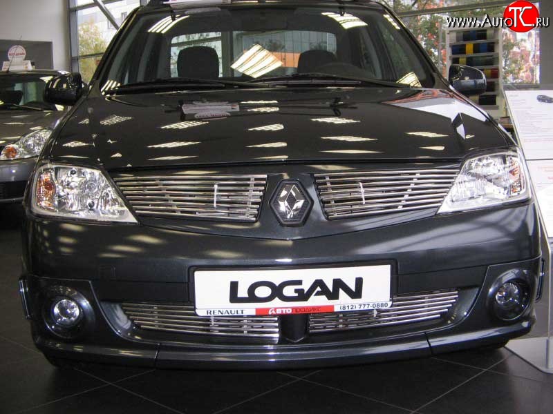 4 599 р. Декоративная вставка воздухозаборника Berkut Renault Logan 1 дорестайлинг (2004-2010)  с доставкой в г. Майкоп