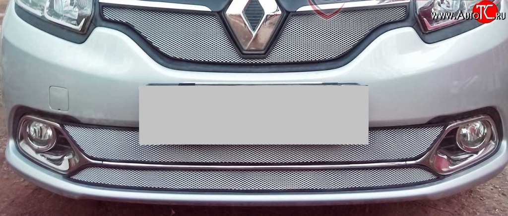 1 859 р. Нижняя сетка на бампер (Privilege, Luxe) Russtal (хром) Renault Logan 2 дорестайлинг (2014-2018)  с доставкой в г. Майкоп