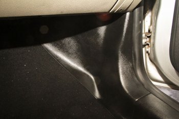 2 479 р. Накладки на ковролин АртФорм Renault Sandero (B8) дорестайлинг (2014-2018) (Передние)  с доставкой в г. Майкоп. Увеличить фотографию 2