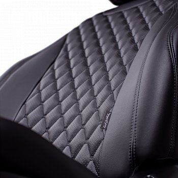 10 899 р. Чехлы для сидений Stepway Lord Autofashion Байрон (экокожа, 60/40, 2 П- и 1 Г-образных подголовника)  Renault Sandero Stepway  (B8) (2014-2018) дорестайлинг (Черный, вставка черная, строчка черная)  с доставкой в г. Майкоп. Увеличить фотографию 4