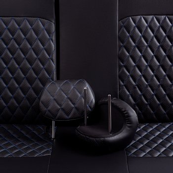 9 449 р. Чехлы для сидений Lord Autofashion Турин Ромб (экокожа, спинка 60/40, 2 П- и 1 Г-образных подголовника)  Renault Sandero Stepway  (B8) (2014-2022) дорестайлинг, рестайлинг (Черный, вставка черная, строчка синяя)  с доставкой в г. Майкоп. Увеличить фотографию 5