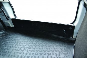 1 189 р. Накладки в проем багажника Petroil Tuning Renault Sandero (B8) рестайлинг (2018-2025)  с доставкой в г. Майкоп. Увеличить фотографию 3