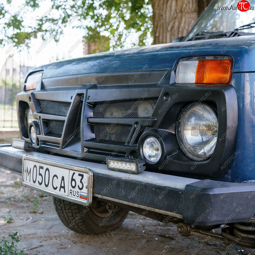 1 259 р. Декоративная решетка радиатора Autodemic (с противотуманками) Лада нива 4х4 2121 3 дв. 1-ый рестайлинг (2019-2021)  с доставкой в г. Майкоп