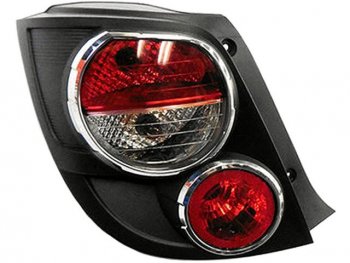 Левый фонарь задний (с хром ободком) DEPO Chevrolet Aveo  T300 (2011-2015) хэтчбек