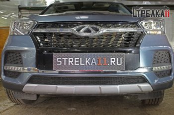 2 499 р. Защитная сетка радиатора в бампер (ячейка 3х7 мм) Стрелка 11 Стандарт Chery Tiggo 4 1-ый рестайлинг (2018-2023) (черная)  с доставкой в г. Майкоп. Увеличить фотографию 2