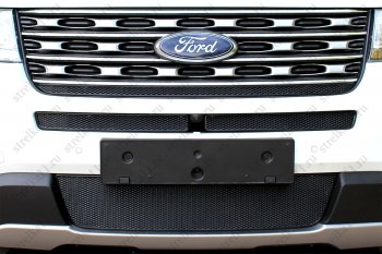 3 399 р. Защитная сетка в бампер (ячейка 4х10 мм, середина) Alfeco Премиум Ford Explorer U502 1-ый рестайлинг, 5 дв. (2015-2018) (Чёрная)  с доставкой в г. Майкоп. Увеличить фотографию 2