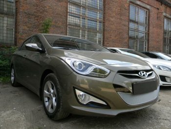Защитная сетка радиатора в бампер (ячейка 4х10 мм) Стрелка11 Премиум Hyundai I40 1 VF дорестайлинг универсал (2011-2015) (хром)