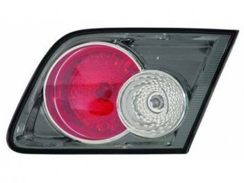 Правый фонарь задний (внутренний, хром) BodyParts Mazda 6  GG (2002-2005) седан дорестайлинг