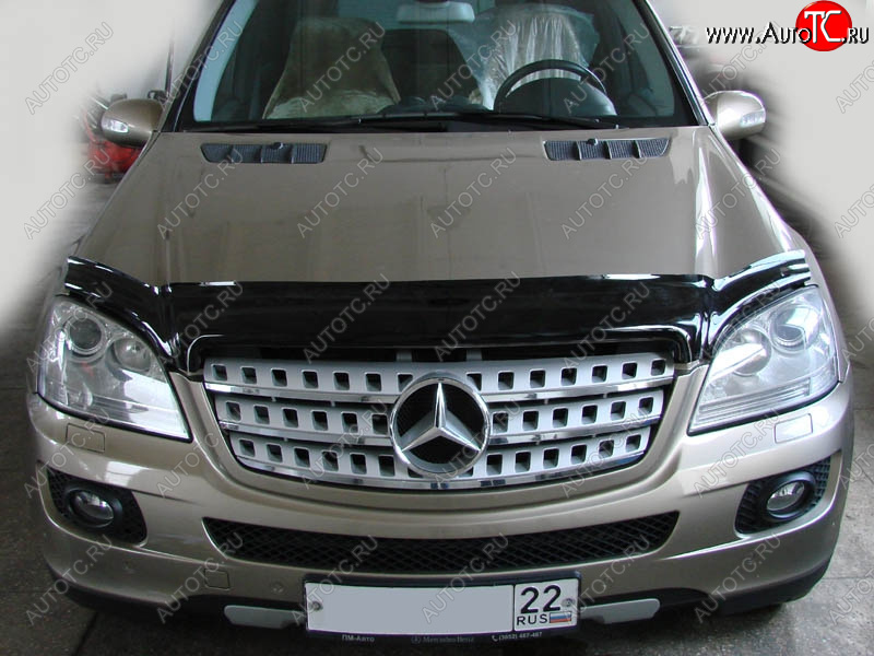 5 079 р. Дефлектор капота SIM Mercedes-Benz ML class W164 дорестайлинг (2005-2008)  с доставкой в г. Майкоп