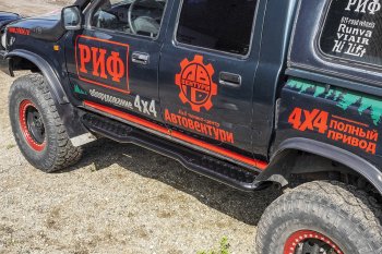 46 869 р. Защита порогов с подножкой РИФ Toyota Hilux N80, N90, N100, N110 1-ый рестайлинг (1991-1994)  с доставкой в г. Майкоп. Увеличить фотографию 4