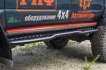 46 869 р. Защита порогов с подножкой РИФ Toyota Hilux N80, N90, N100, N110 1-ый рестайлинг (1991-1994)  с доставкой в г. Майкоп. Увеличить фотографию 7