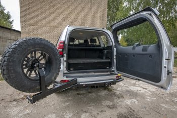89 079 р. Бампер силовой задний РИФ Toyota Land Cruiser Prado J150 дорестайлинг (2009-2013) (С квадратом под фаркоп, калиткой и подсветкой номера)  с доставкой в г. Майкоп. Увеличить фотографию 9