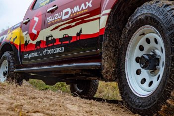 48 179 р. Защита порогов с подножкой РИФ Isuzu D-Max RT85 DoubleCab дорестайлинг (2011-2017)  с доставкой в г. Майкоп. Увеличить фотографию 3