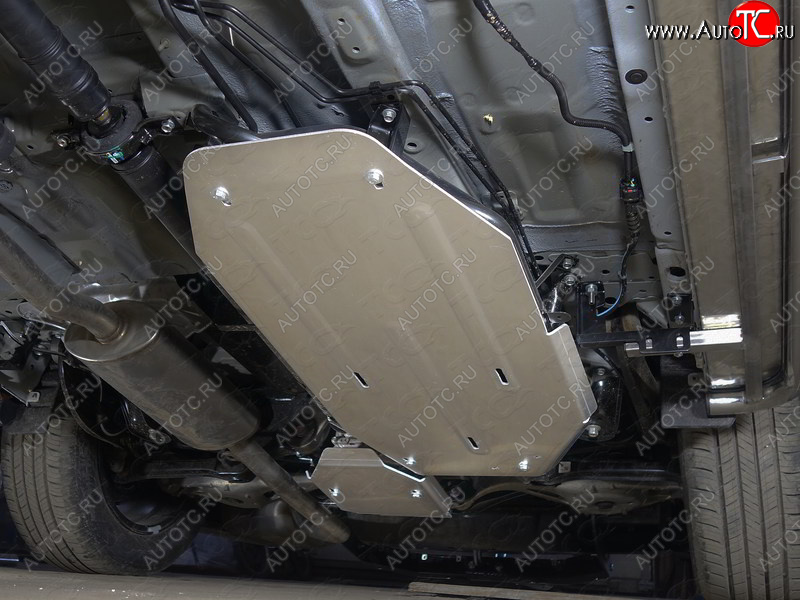 11 249 р. Защита бака (алюминий) TCC  Honda CR-V  RW,RT (2016-2020) дорестайлинг  с доставкой в г. Майкоп