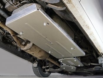 Защита бака (алюминий) TCC Hyundai Staria  US4 (2021-2022)