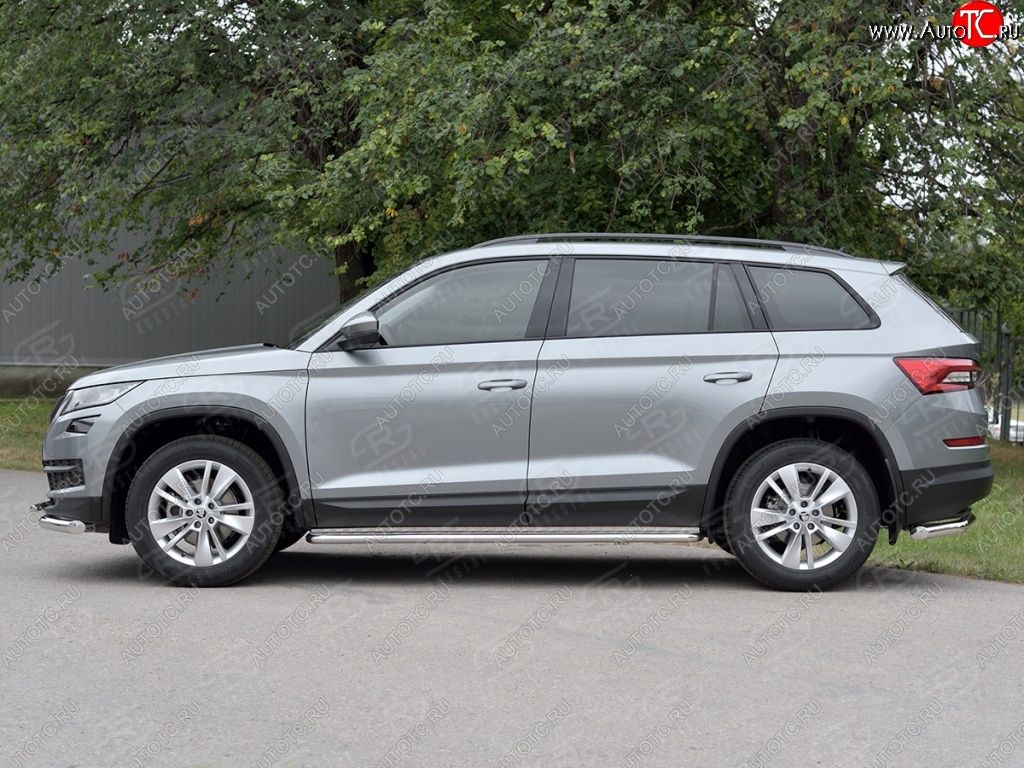 24 649 р. Пороги труба d42 с листом (Лист алюм, проф. нерж) (v1) SLITKOFF  Skoda Kodiaq  NU7 (2017-2021) дорестайлинг  с доставкой в г. Майкоп