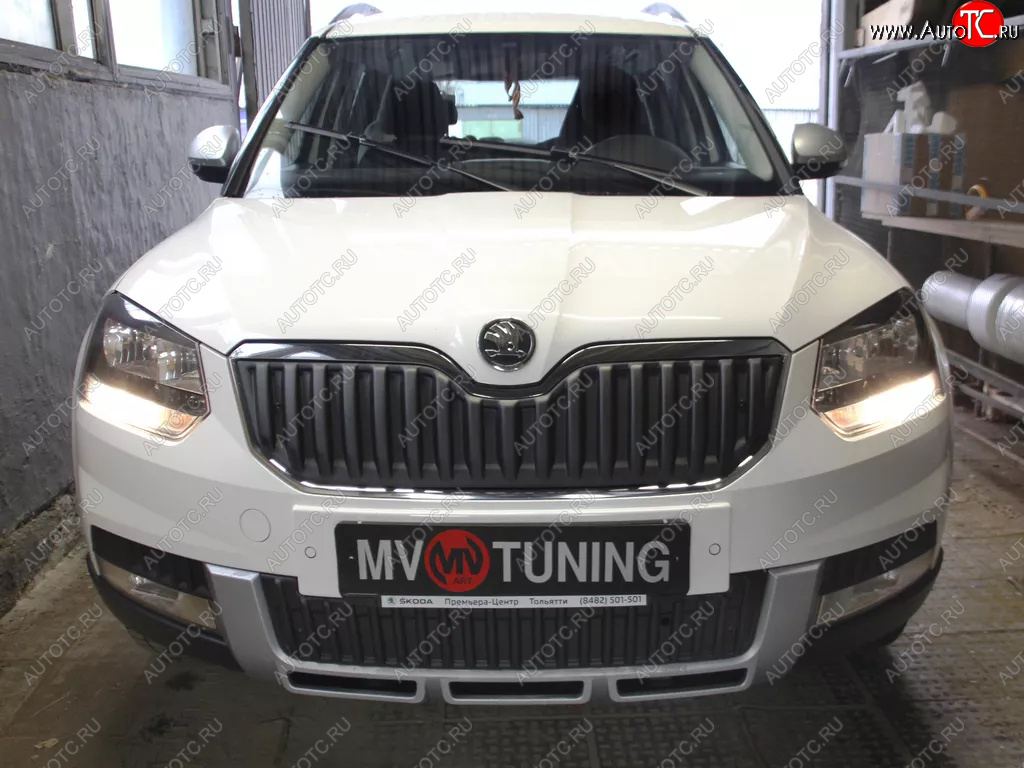 2 879 р. Заглушка решетки радиатора (верхняя, OUTDOOR) MV-Tuning Skoda Yeti (2013-2018) (Неокрашенная)  с доставкой в г. Майкоп