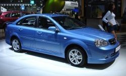 5 949 р. Накладка Street Edition на передний бампер Chevrolet Lacetti седан (2002-2013) (Неокрашенная)  с доставкой в г. Майкоп. Увеличить фотографию 4