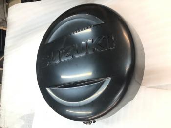 6 949 р. Пластиковый колпак запасного колеса SUZUKI (верхняя часть, 225/70/16) Suzuki Grand Vitara JT 5 дверей дорестайлинг (2005-2008) (неокрашенный)  с доставкой в г. Майкоп. Увеличить фотографию 2