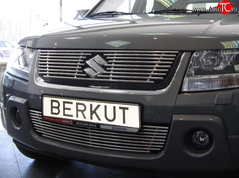 4 389 р. Декоративная вставка решетки радиатора (V2.0) Berkut Suzuki Grand Vitara JT 5 дверей дорестайлинг (2005-2008)  с доставкой в г. Майкоп