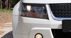 679 р. Реснички фары RA  Suzuki Grand Vitara ( JT 3 двери,  JT 5 дверей) (2008-2012) 1-ый рестайлинг (Неокрашенные)  с доставкой в г. Майкоп. Увеличить фотографию 2