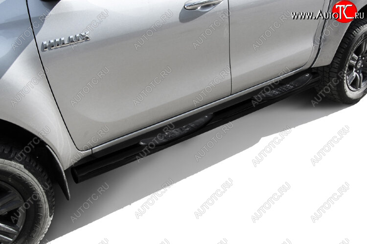 15 899 р. Защита порогов Slitkoff (Ø 76 мм, с проступями)  Toyota Hilux  AN120 (2017-2020) 1-ый рестайлинг (Сталь с полимерным покрытием. Цвет: черный)  с доставкой в г. Майкоп