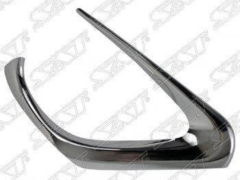 Правая рамка противотуманной фары SAT (хром) Toyota Camry  XV55 (2014-2017) 1-ый рестайлинг