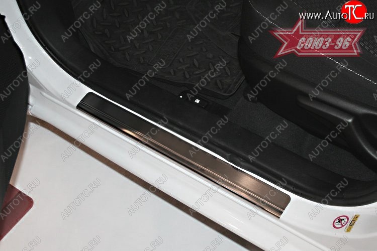 2 519 р. Накладки на внутренние пороги Souz-96 Toyota Corolla E180 дорестайлинг (2013-2016)  с доставкой в г. Майкоп