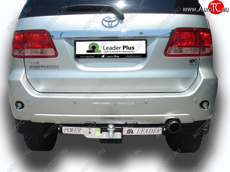 9 999 р. Фаркоп Лидер Плюс (съемный шар тип F, с нержавеющей пластиной) Toyota Fortuner AN50/AN60 2-ой рестайлинг (2011-2015) (Без электропакета)  с доставкой в г. Майкоп
