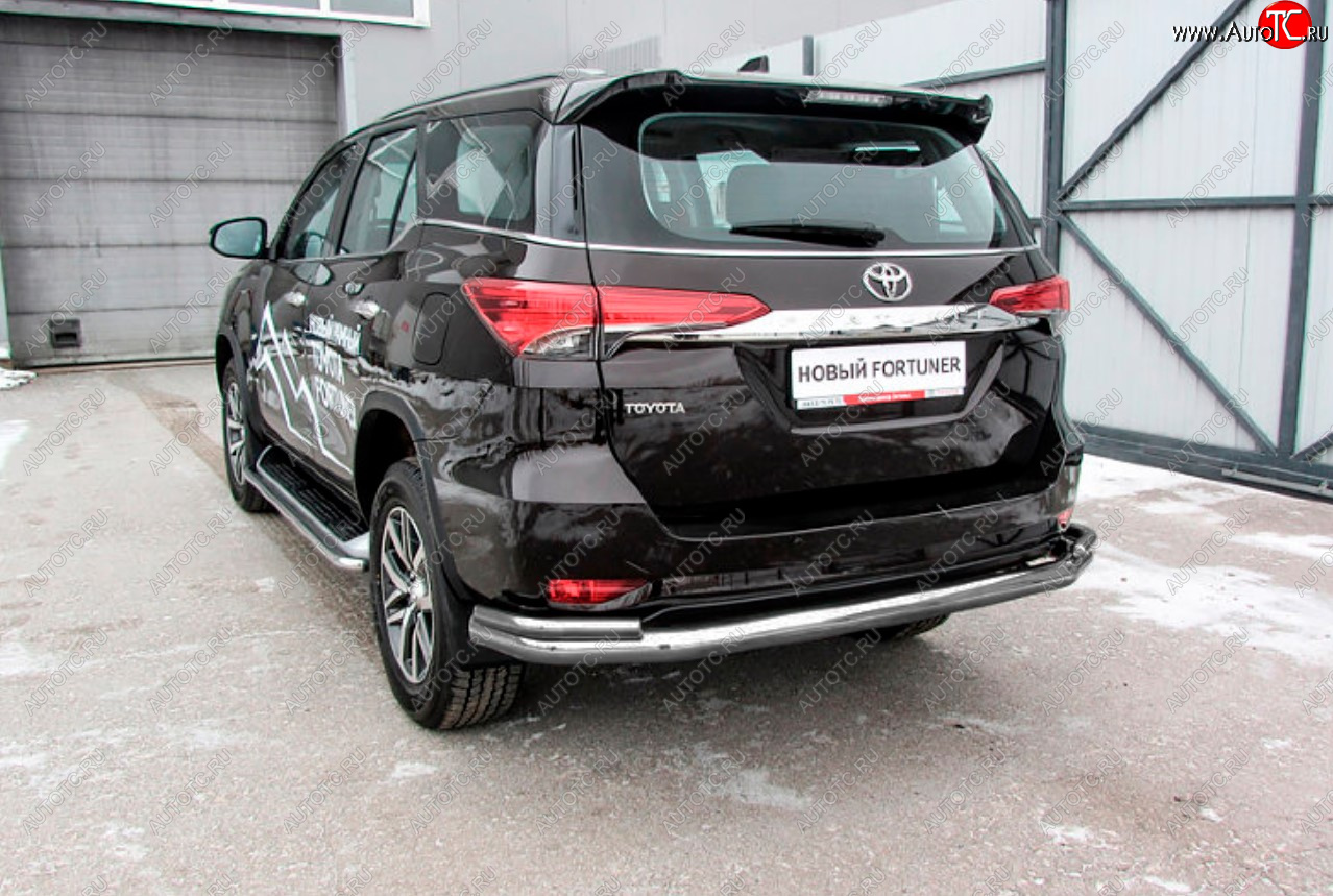 15 899 р. Защита заднего бампера Slitkoff (Ø 76+42, двойная, уголки)  Toyota Fortuner  AN160 (2015-2020) дорестайлинг (Сталь с полимерным покрытием. Цвет: серебристый)  с доставкой в г. Майкоп