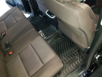 1 999 р. Комплект ковриков в салон Aileron 3D  Toyota Fortuner  AN160 (2015-2025) дорестайлинг, рестайлинг  с доставкой в г. Майкоп. Увеличить фотографию 3