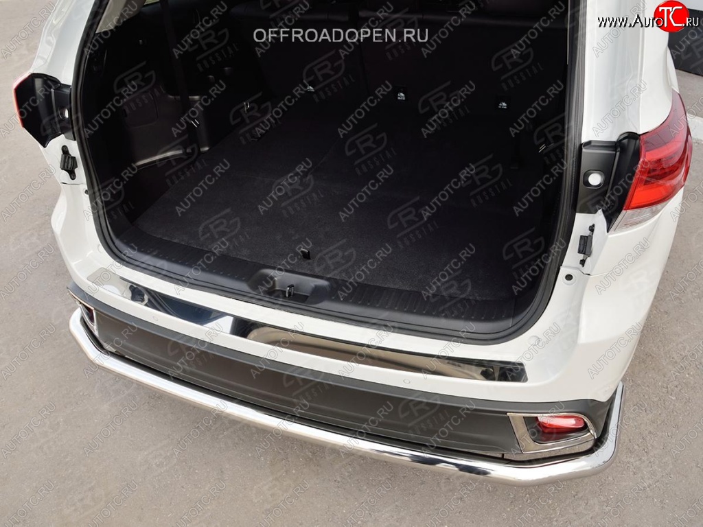 1 999 р. Накладка на задний бампер Russtal Toyota Highlander XU50 рестайлинг (2016-2020) (полированная нержавейка)  с доставкой в г. Майкоп
